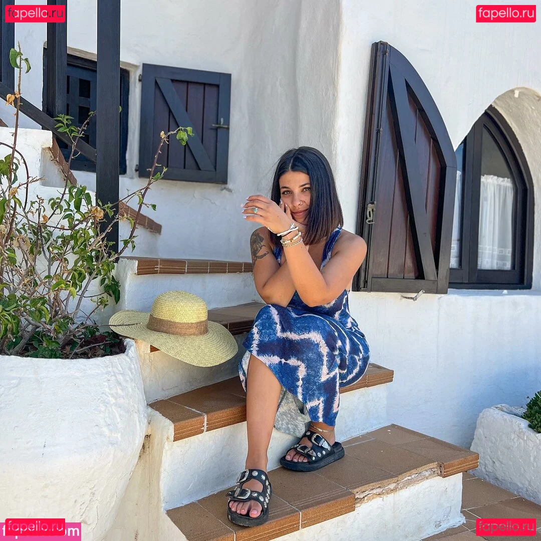 Marta De Lola Onlyfans Photo Gallery 