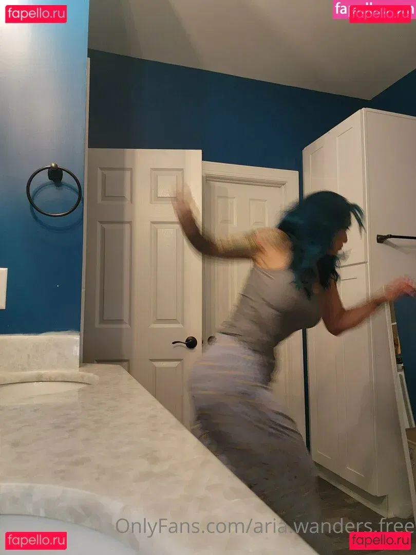 aria.wanders.free Onlyfans Photo Gallery 