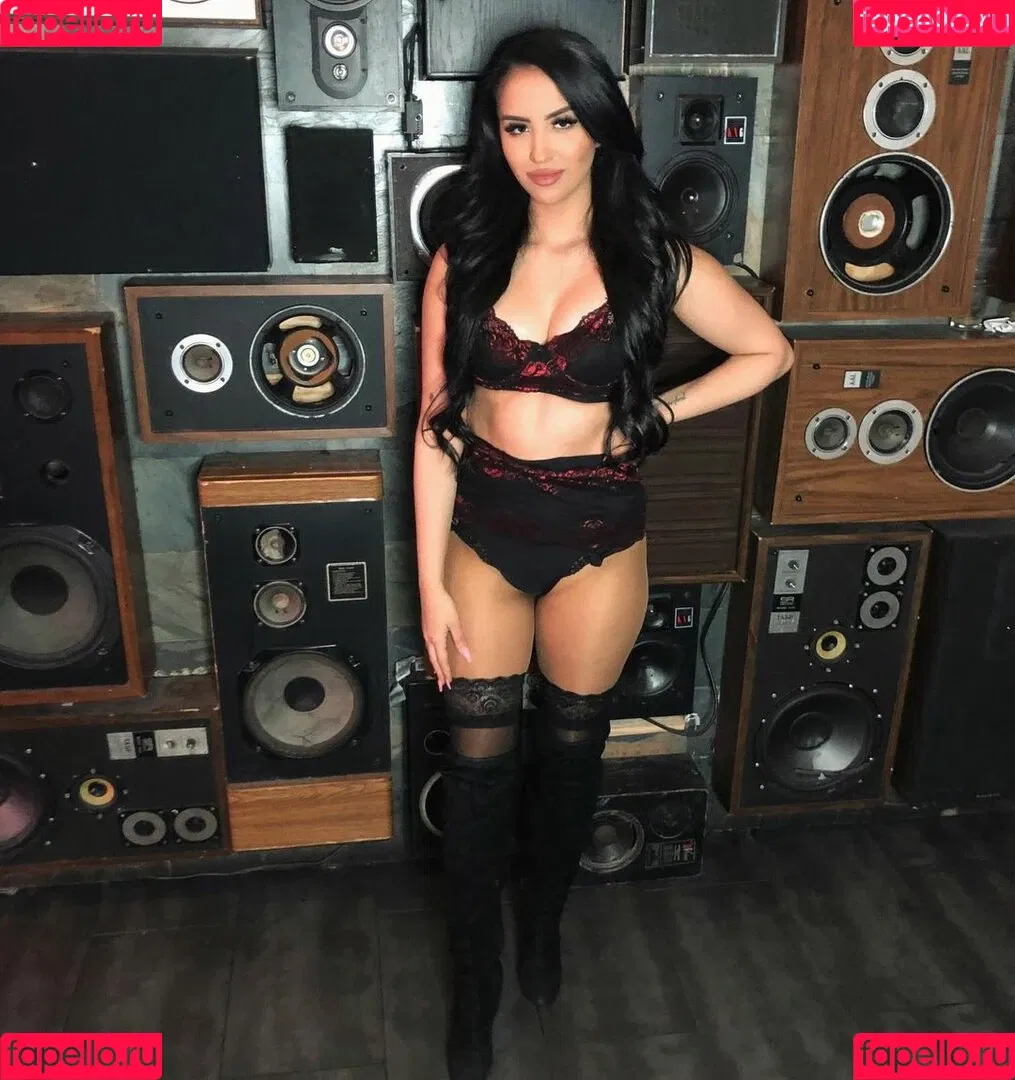 yourfutureexwifey Onlyfans Photo Gallery 