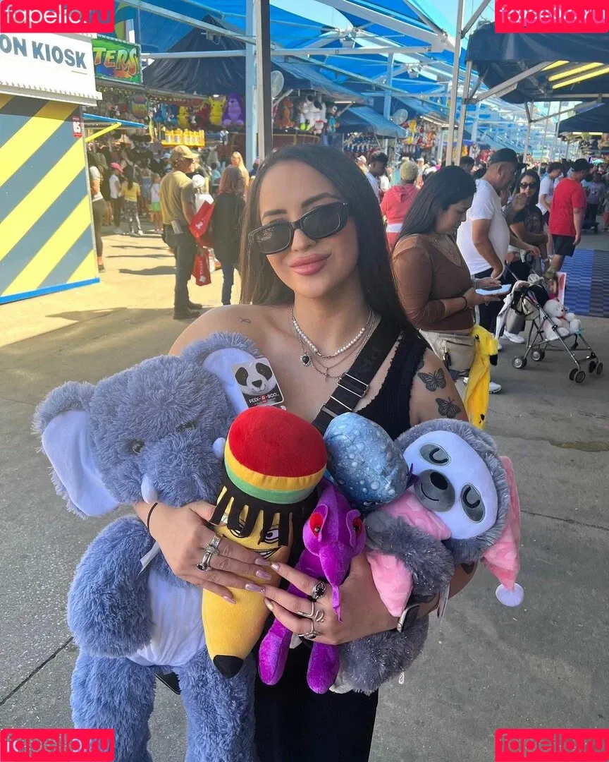 yourfutureexwifey Onlyfans Photo Gallery 