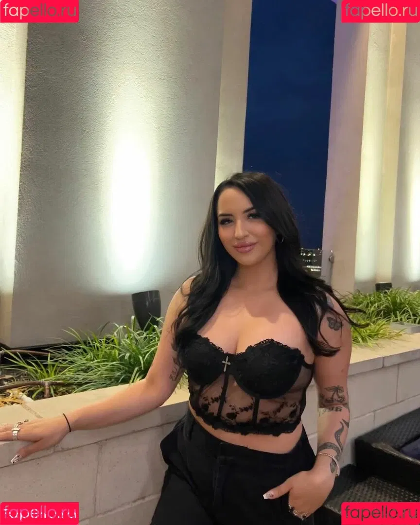 yourfutureexwifey Onlyfans Photo Gallery 