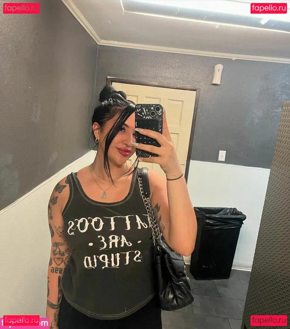 yourfutureexwifey Onlyfans Photo Gallery 