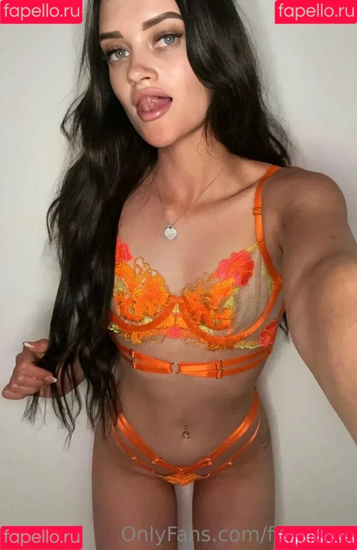 desireemaex Onlyfans Photo Gallery 