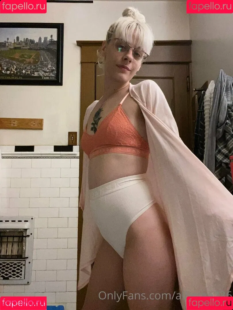 allierae236 Onlyfans Photo Gallery 