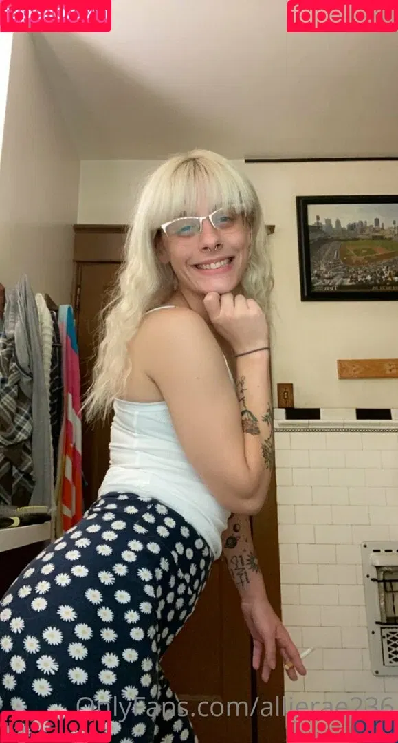 allierae236 Onlyfans Photo Gallery 
