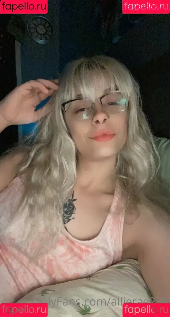 allierae236 Onlyfans Photo Gallery 