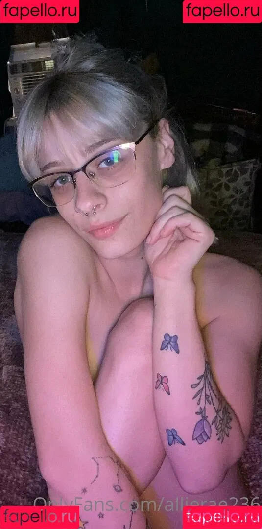 allierae236 Onlyfans Photo Gallery 