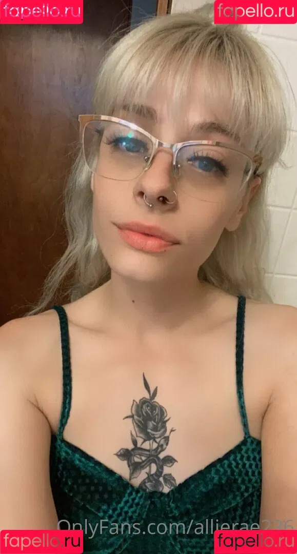 allierae236 Onlyfans Photo Gallery 