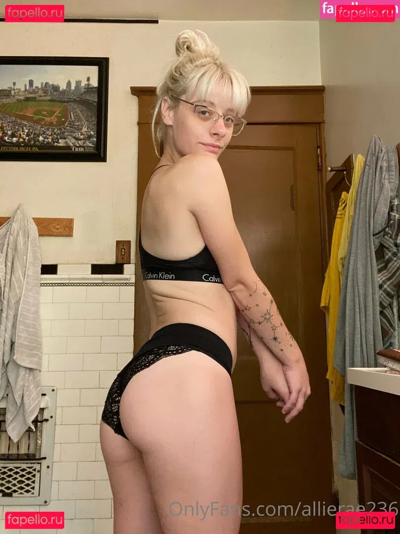 allierae236 Onlyfans Photo Gallery 