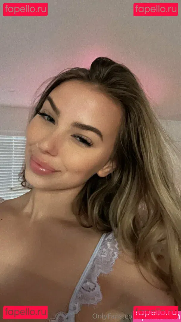 itssofiarose Onlyfans Photo Gallery 