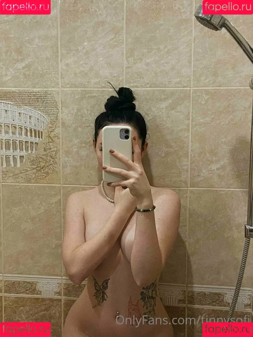 tinnysofi Onlyfans Photo Gallery 