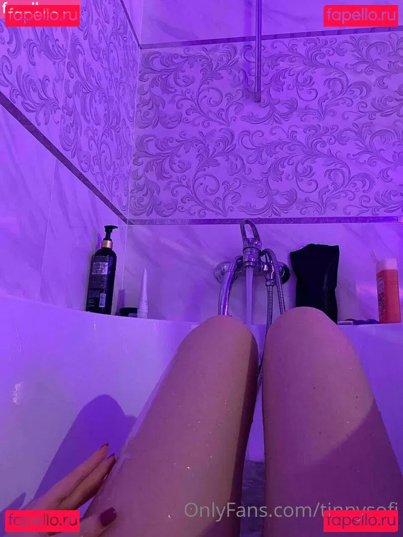 tinnysofi Onlyfans Photo Gallery 