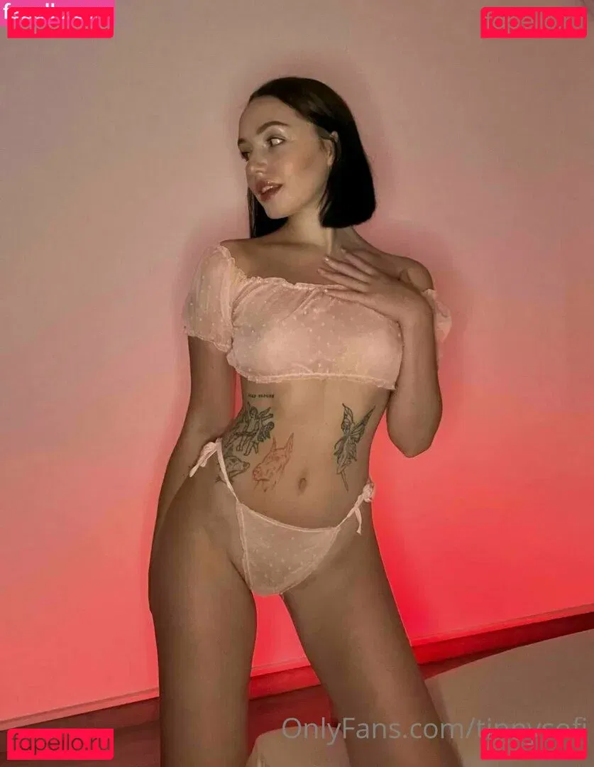 tinnysofi Onlyfans Photo Gallery 