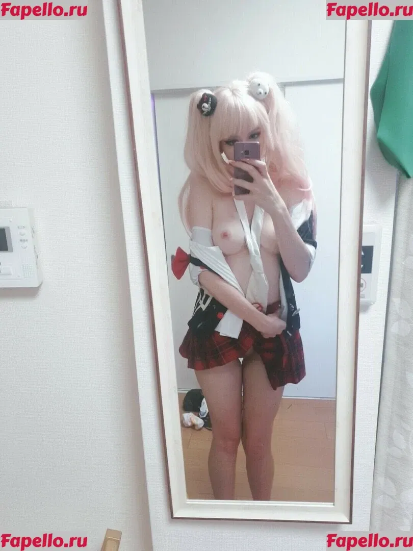 Meki Onlyfans Photo Gallery 