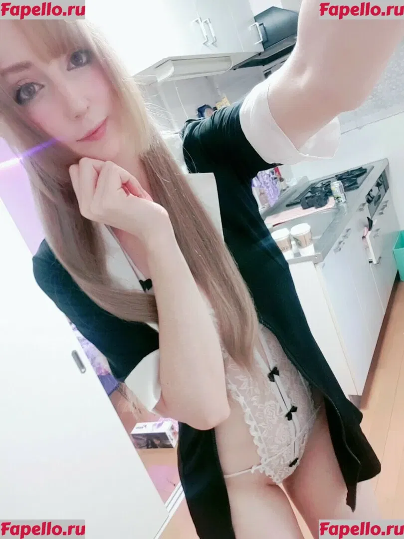 Meki Onlyfans Photo Gallery 