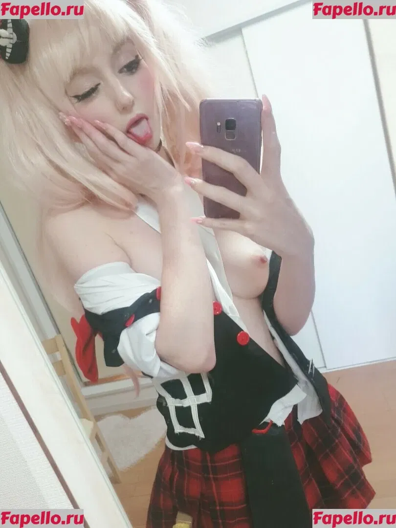 Meki Onlyfans Photo Gallery 