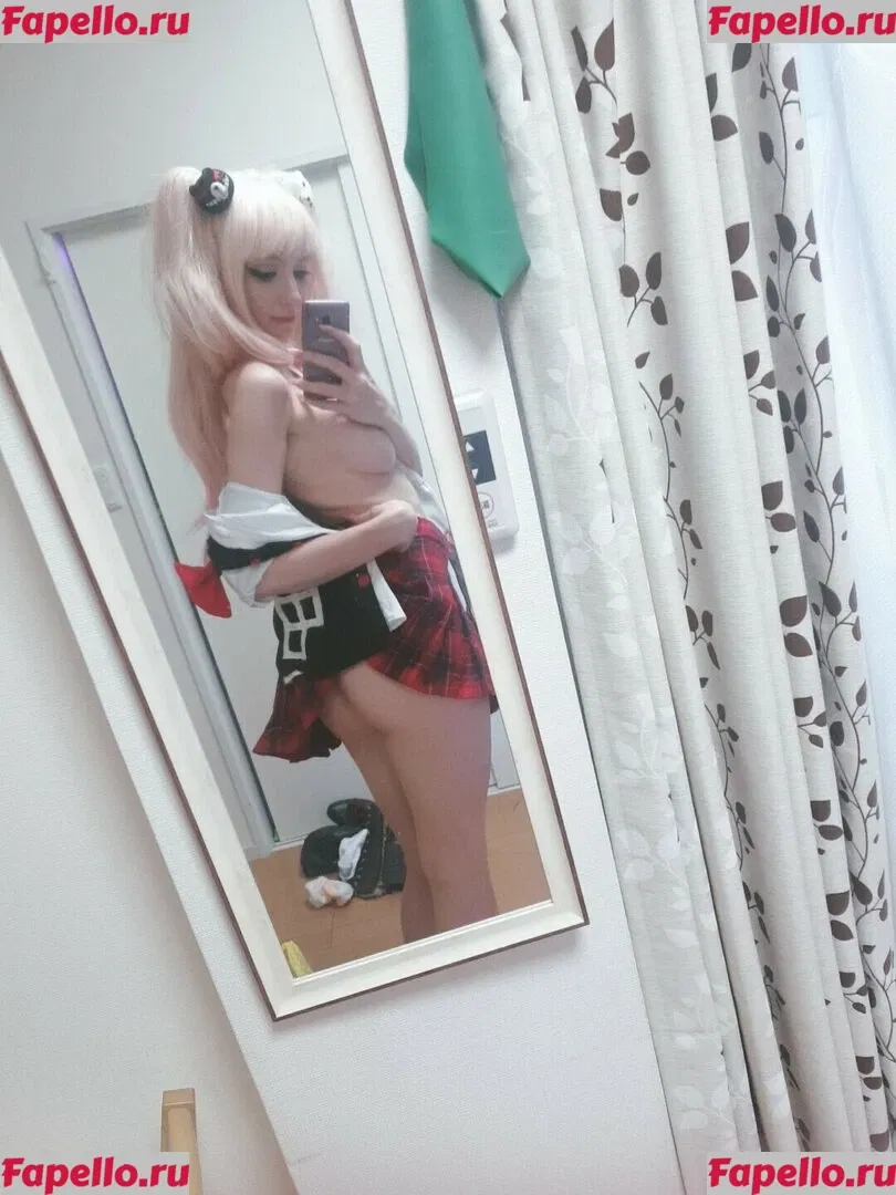 Meki Onlyfans Photo Gallery 