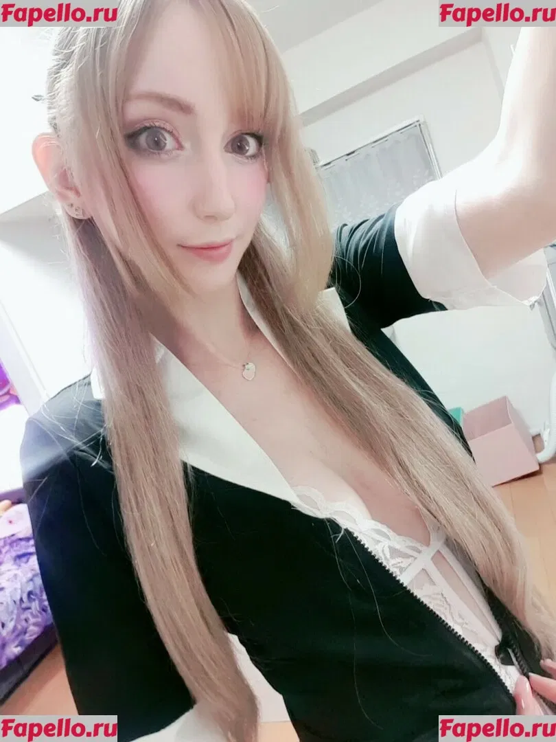 Meki Onlyfans Photo Gallery 