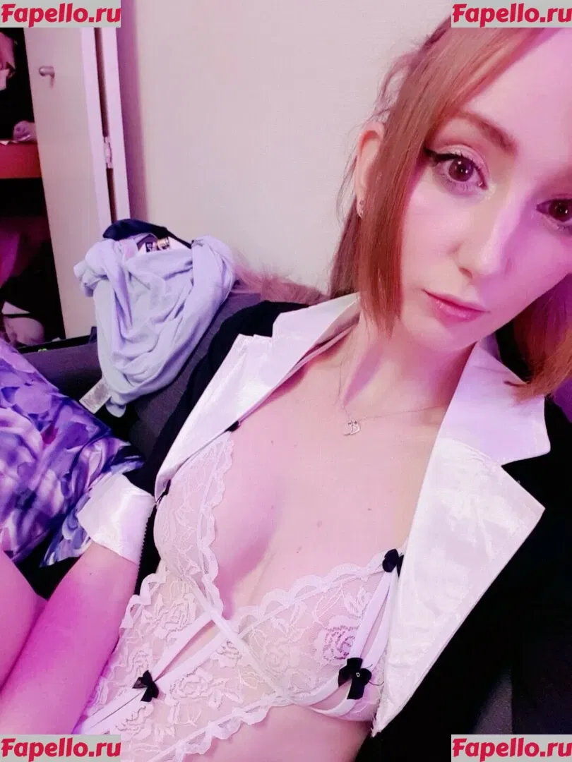 Meki Onlyfans Photo Gallery 