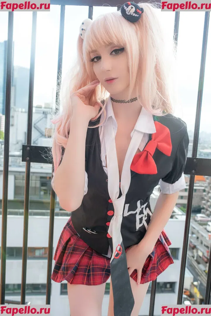Meki Onlyfans Photo Gallery 
