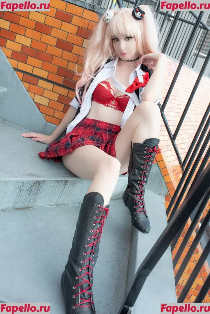 Meki Onlyfans Photo Gallery 