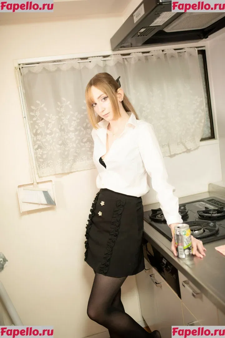 Meki Onlyfans Photo Gallery 