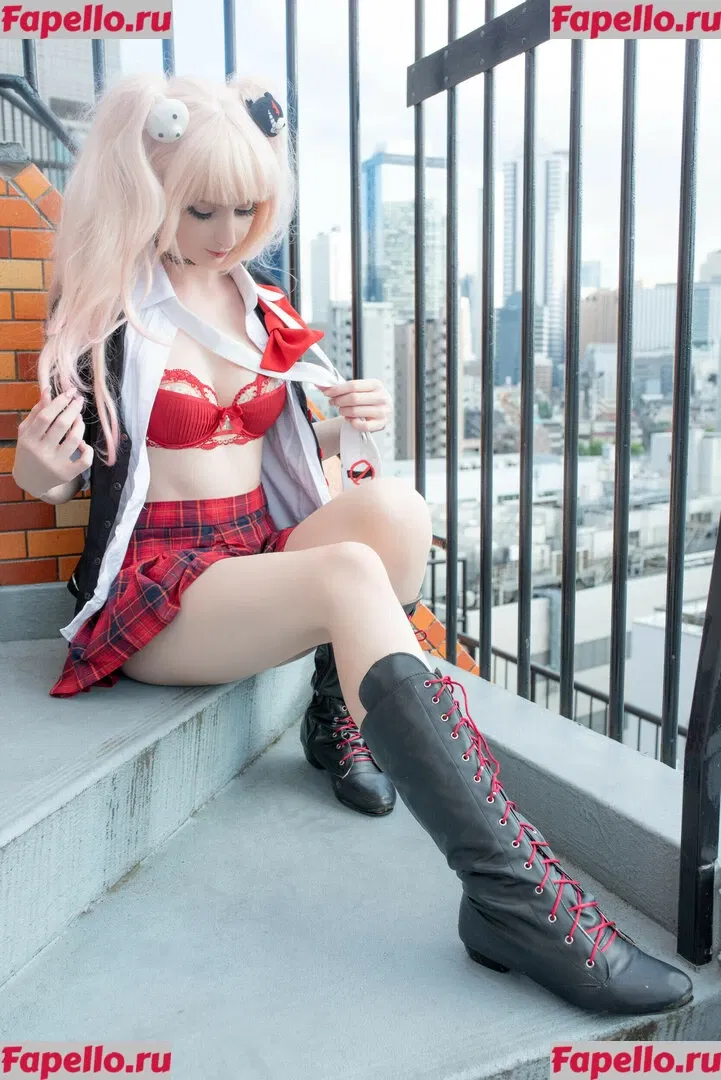 Meki Onlyfans Photo Gallery 