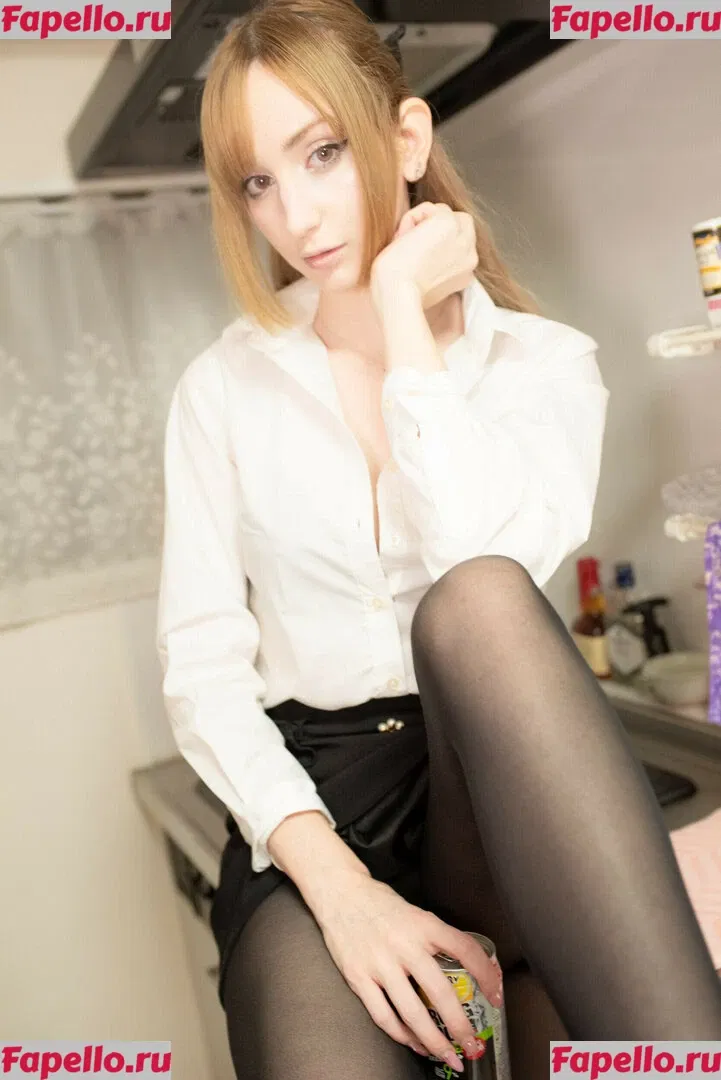 Meki Onlyfans Photo Gallery 