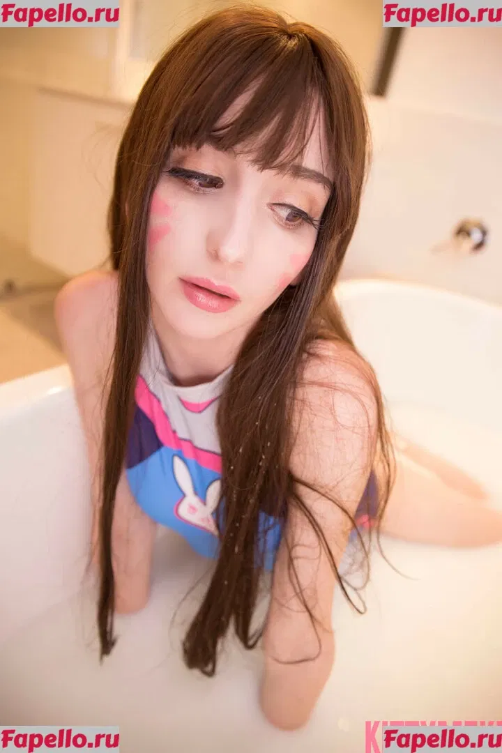 Meki Onlyfans Photo Gallery 