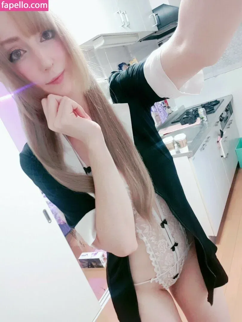 Meki Onlyfans Photo Gallery 