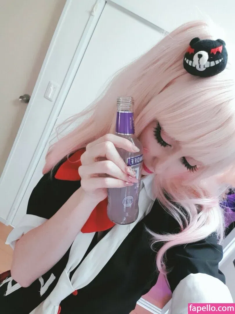 Meki Onlyfans Photo Gallery 