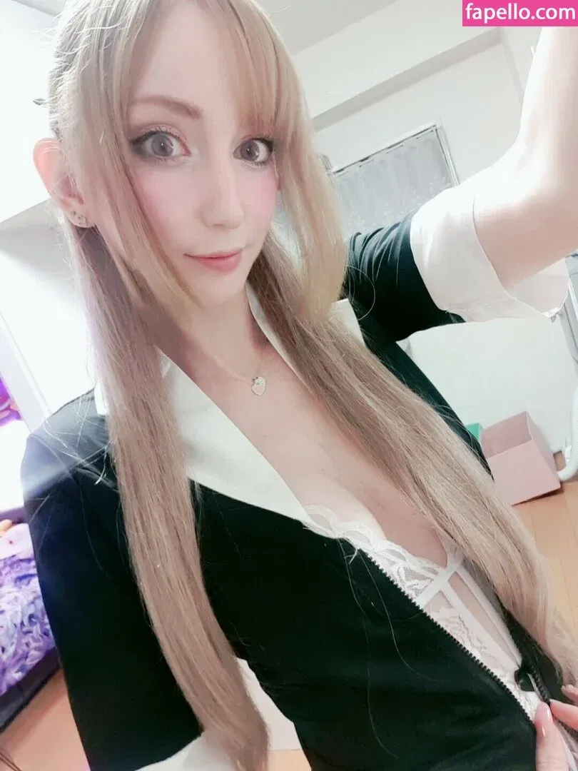 Meki Onlyfans Photo Gallery 