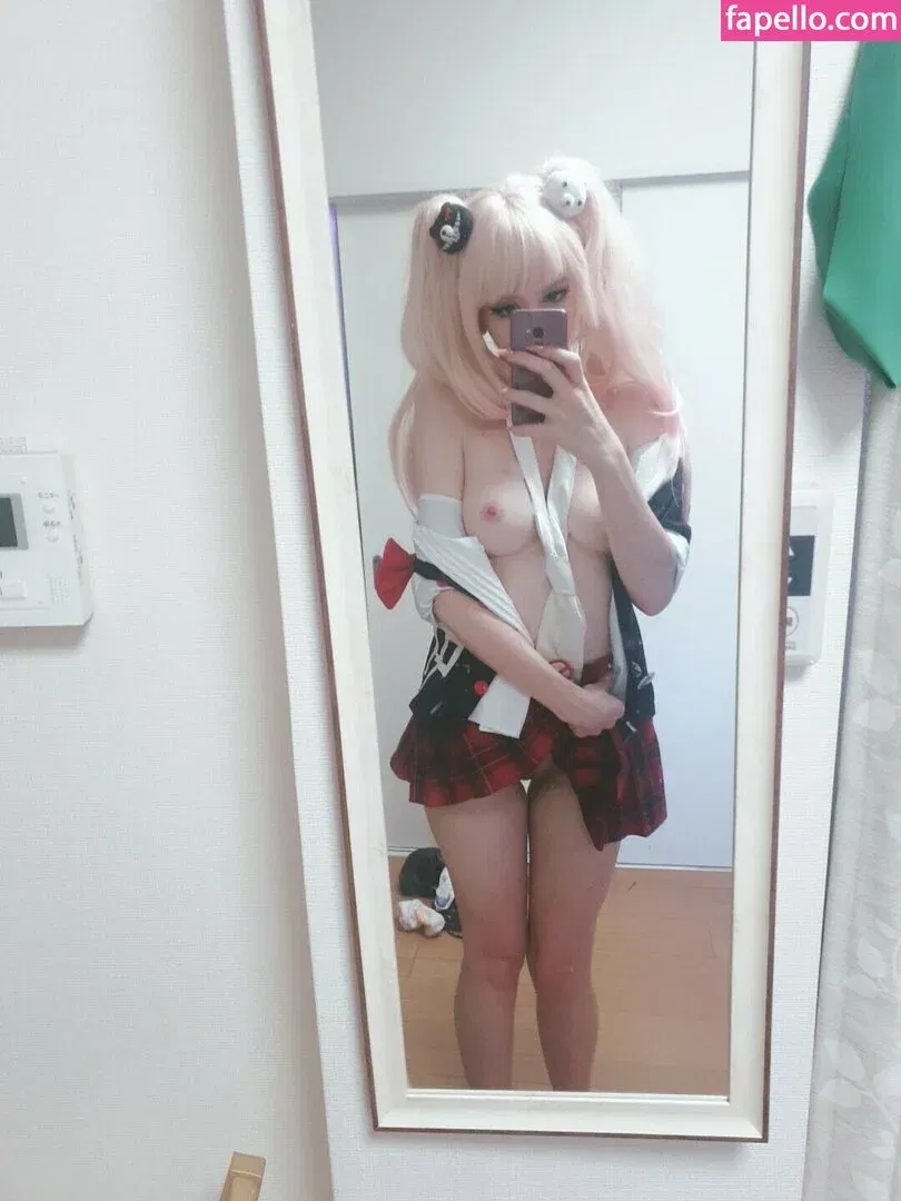 Meki Onlyfans Photo Gallery 