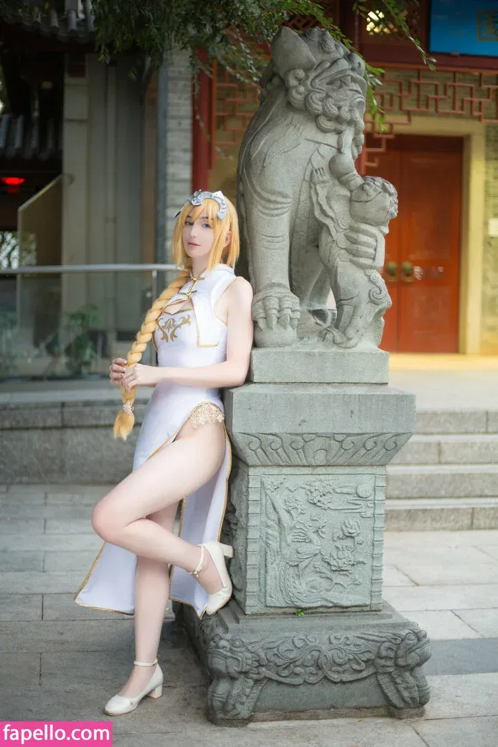 Meki Onlyfans Photo Gallery 