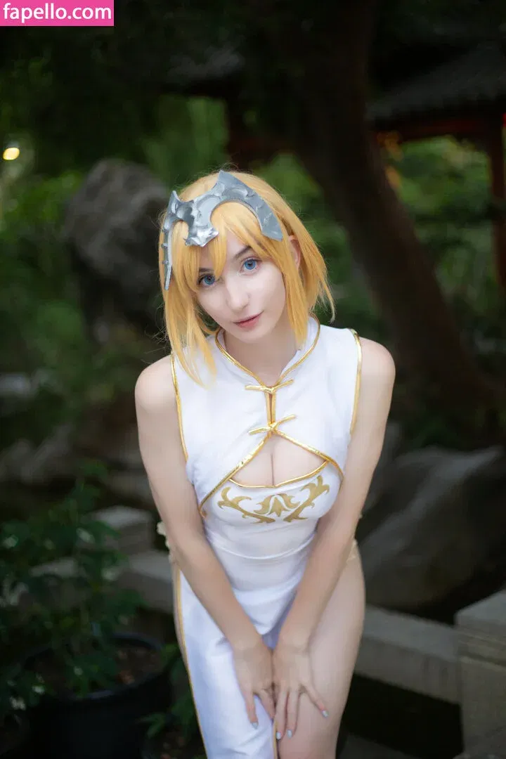 Meki Onlyfans Photo Gallery 