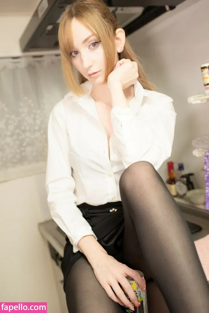 Meki Onlyfans Photo Gallery 