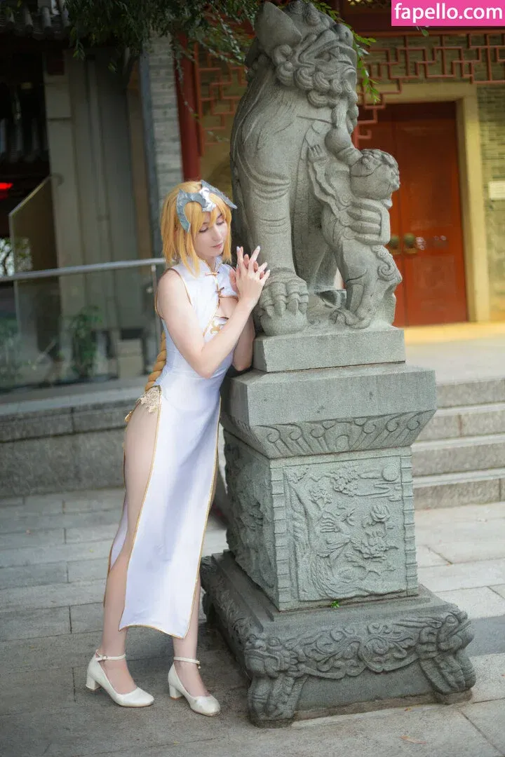 Meki Onlyfans Photo Gallery 