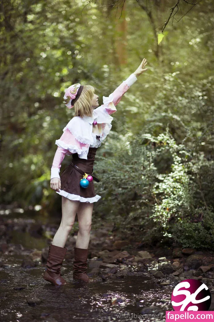 Meki Onlyfans Photo Gallery 