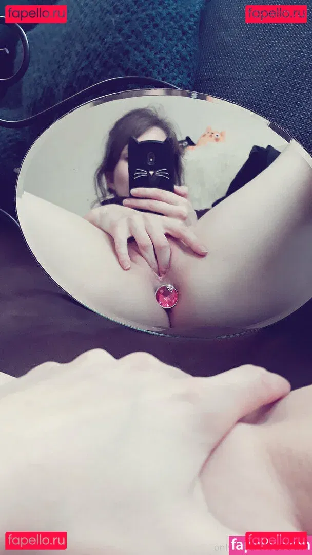 lillya_cb Onlyfans Photo Gallery 