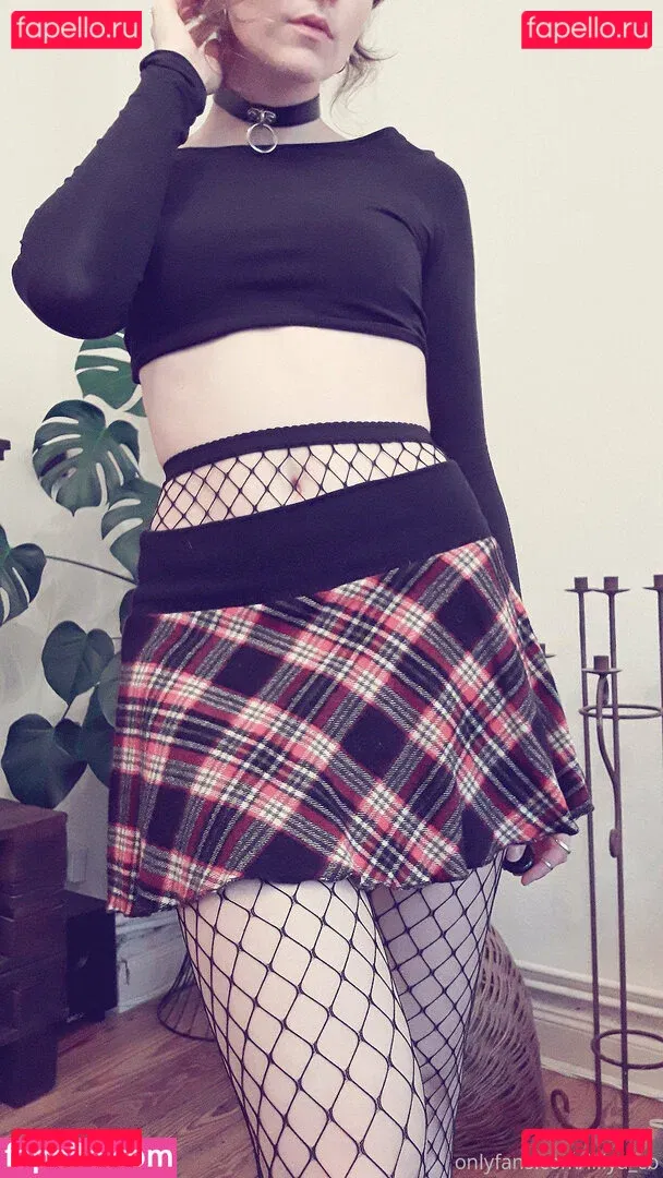 lillya_cb Onlyfans Photo Gallery 