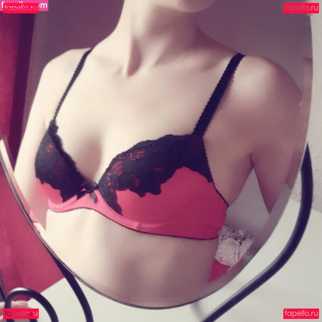 lillya_cb Onlyfans Photo Gallery 