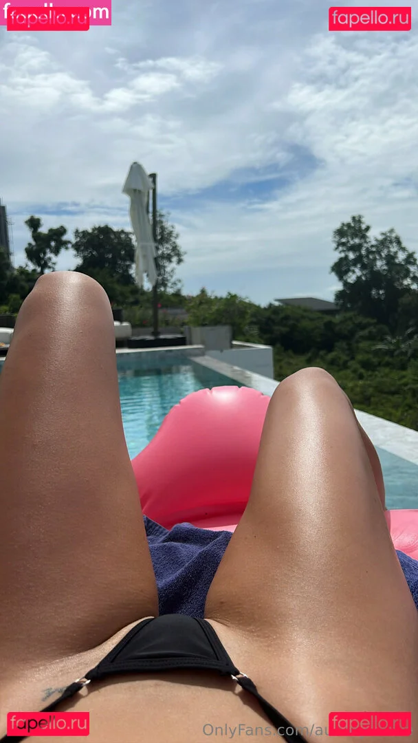 aubreyclarke Onlyfans Photo Gallery 