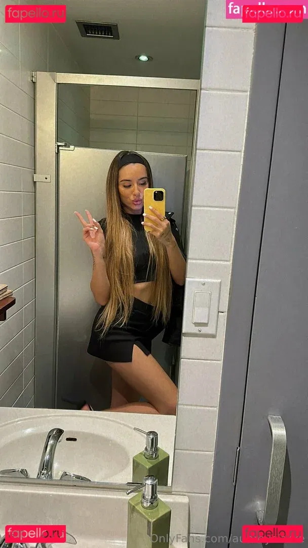 aubreyclarke Onlyfans Photo Gallery 