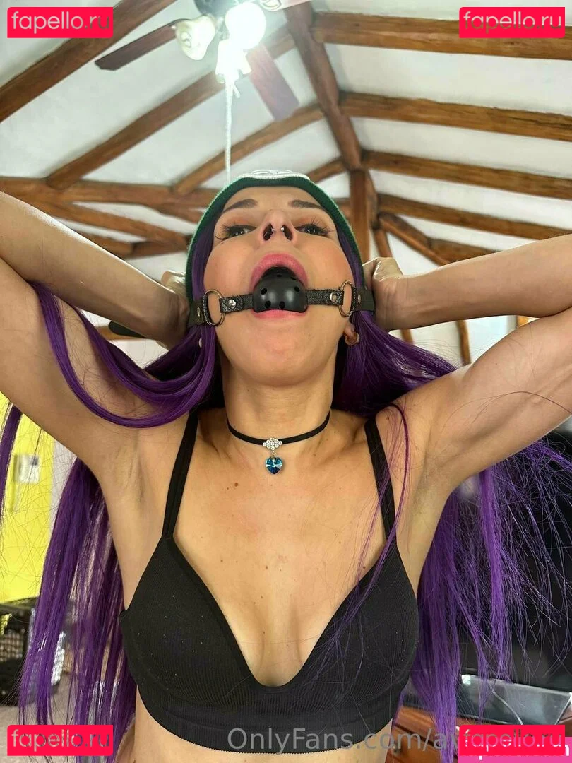 avislovee Onlyfans Photo Gallery 