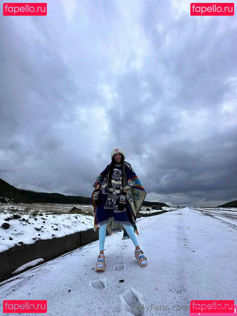 avislovee Onlyfans Photo Gallery 