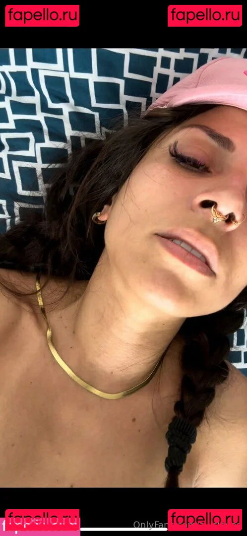 avislovee Onlyfans Photo Gallery 