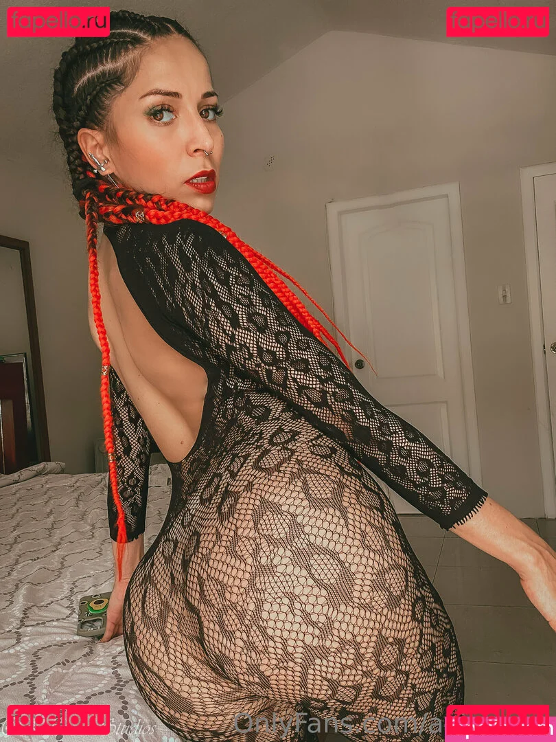 avislovee Onlyfans Photo Gallery 