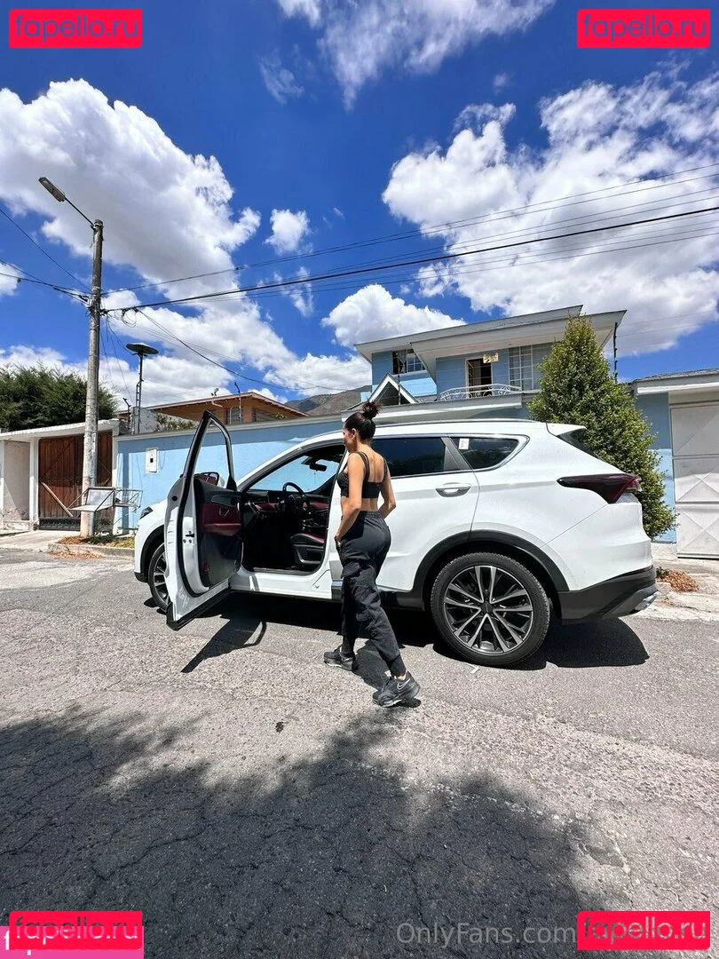 avislovee Onlyfans Photo Gallery 