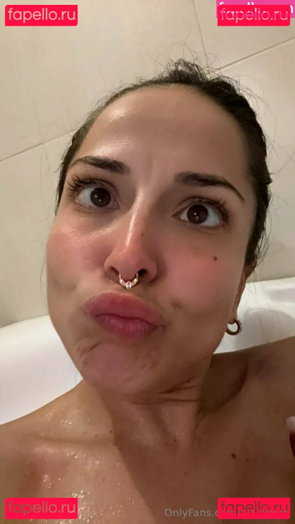 avislovee Onlyfans Photo Gallery 