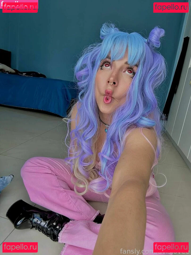 avislovee Onlyfans Photo Gallery 
